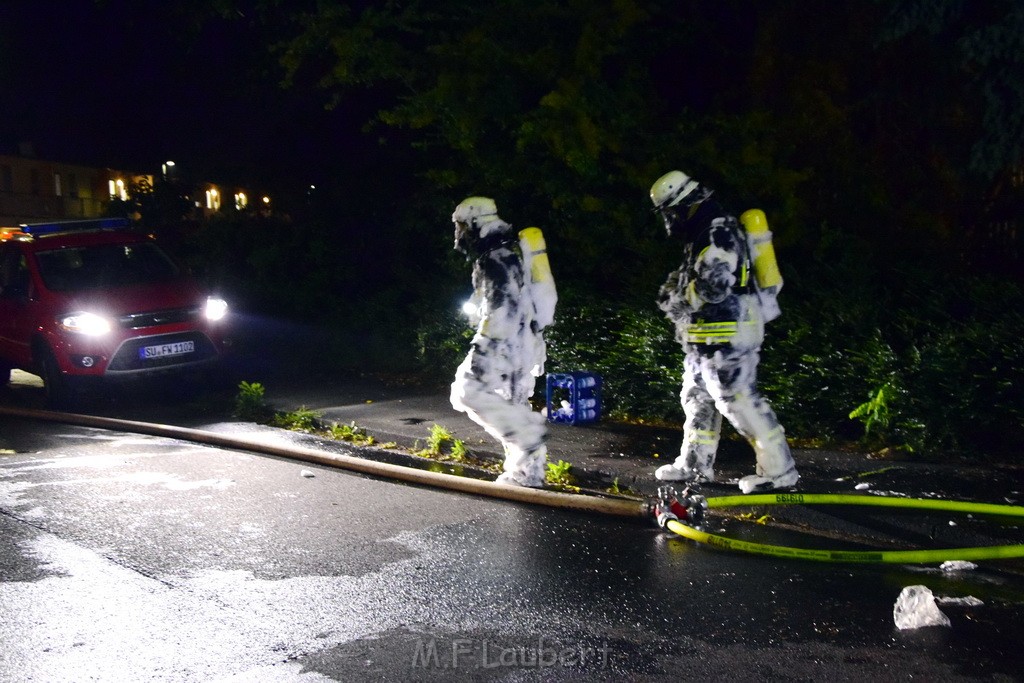 Grossfeuer Einfamilienhaus Siegburg Muehlengrabenstr P0501.JPG - Miklos Laubert